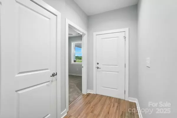 Hickory, NC 28602,1524 29th ST SE