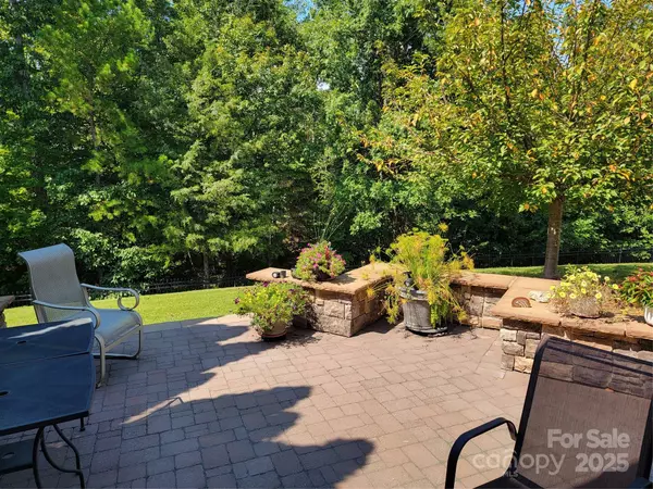 Fort Mill, SC 29707,8043 Crater Lake DR #116