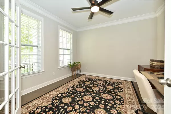 Mooresville, NC 28117,180 Canoe Pole LN