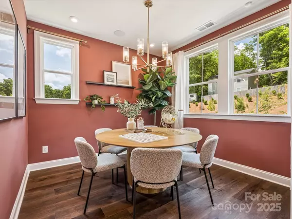 Waxhaw, NC 28173,412 Old Town Village RD