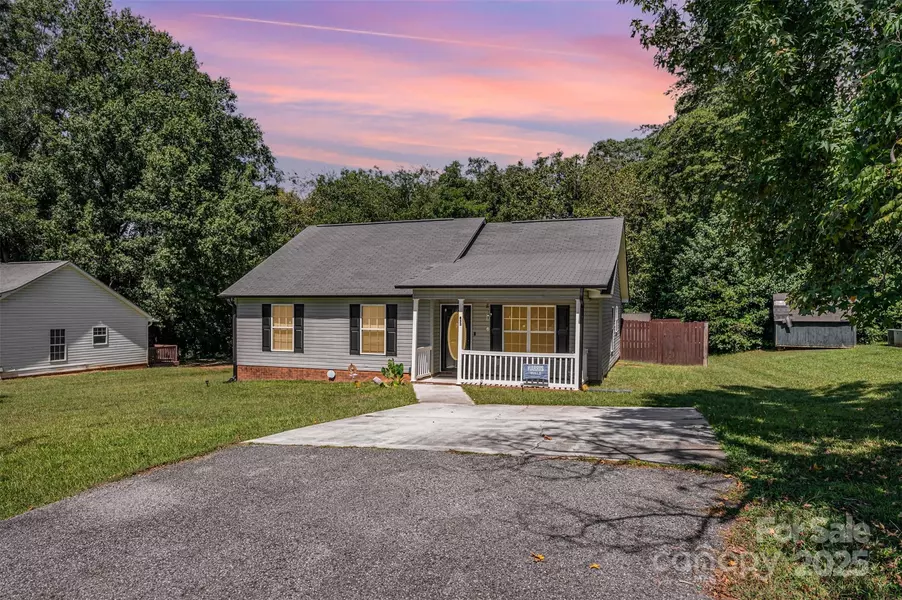 433 Merry Go DR, York, SC 29745