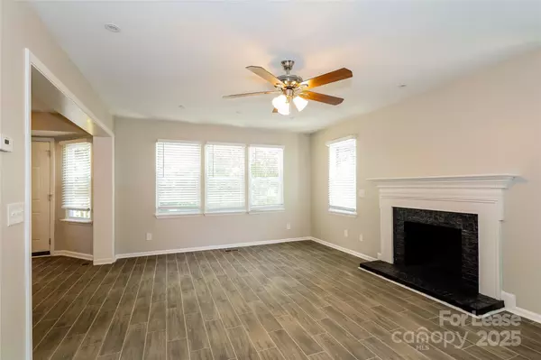 Pineville, NC 28134,12512 Woodside Falls RD