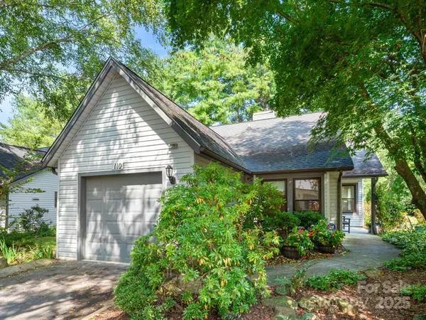 110 Cimarron DR, Asheville, NC 28803