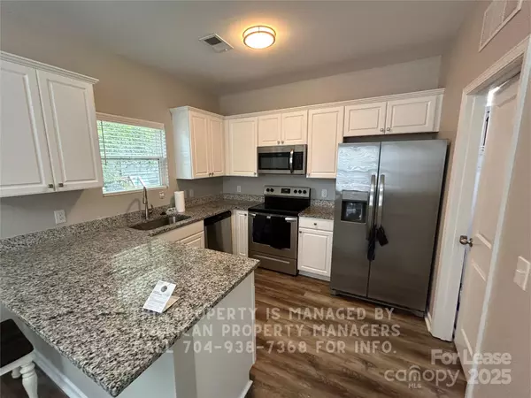 Kannapolis, NC 28081,905 Klondale AVE