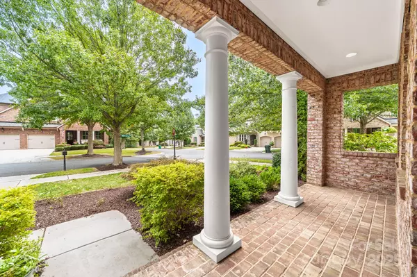 Cornelius, NC 28031,15905 Robbins Green DR