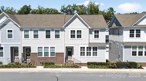 Davidson, NC 28036,530 Amalfi DR