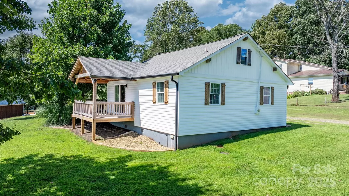 Granite Falls, NC 28630,4921 Mccall Town RD