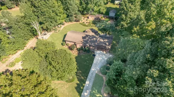 Gastonia, NC 28056,312 Saddlewood DR