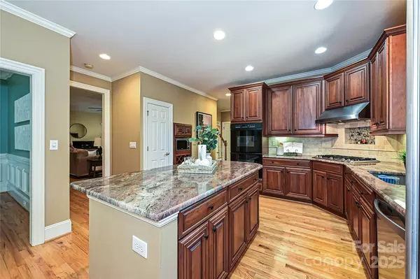 Mooresville, NC 28117,109 Sumter DR