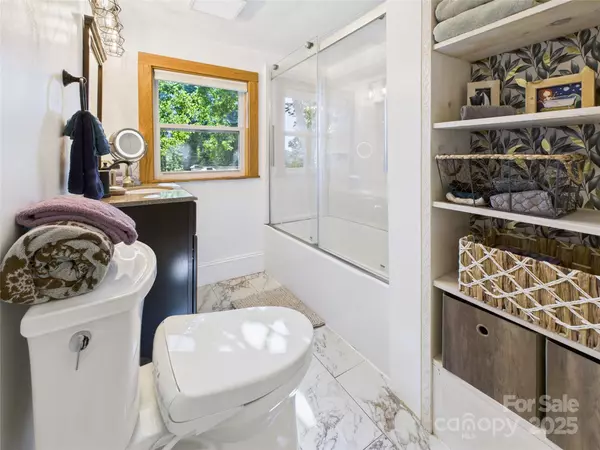 Bat Cave, NC 28792,237 Upper Bat Cave DR