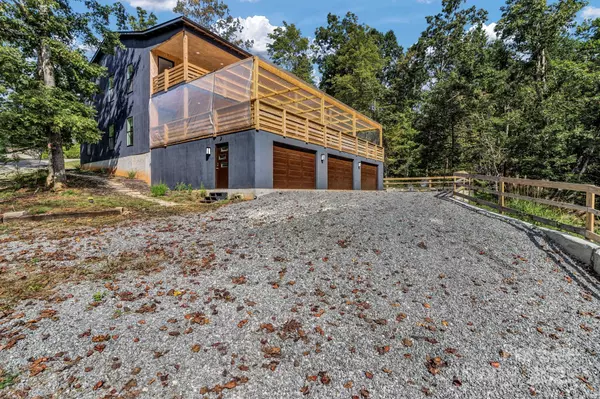 174 Crooked Creek Estate, Old Fort, NC 28762