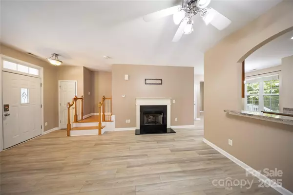 Fort Mill, SC 29715,729 Torrey Pines LN