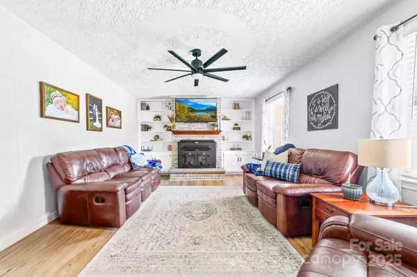 Lincolnton, NC 28092,2671 Surrey DR