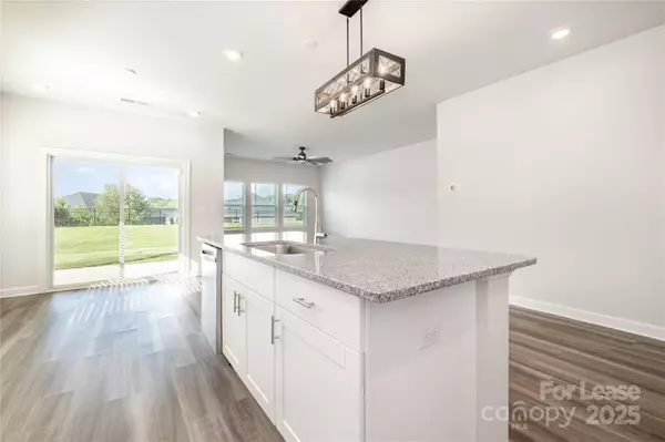 Charlotte, NC 28214,4502 Bright RD