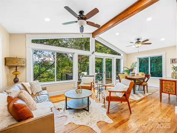 Asheville, NC 28801,138 S French Broad AVE