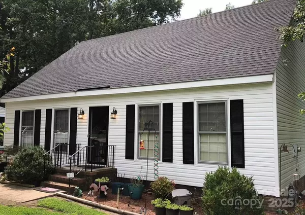 2411 Canal DR NW, Wilson, NC 27896