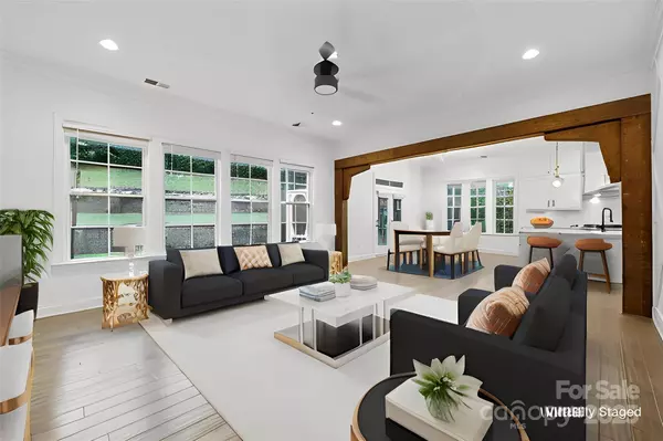 Tega Cay, SC 29708,425 Cassia CT