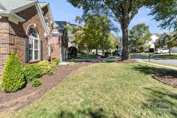 Huntersville, NC 28078,16203 Hollingbourne RD