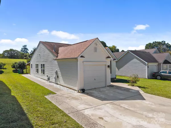 Charlotte, NC 28278,10026 Orchard Grass CT