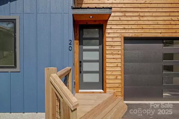 Leicester, NC 28748,20 Giovannas WAY