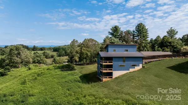 Leicester, NC 28748,20 Giovannas WAY