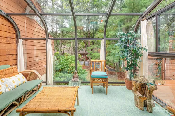 Asheville, NC 28803,302 Woodfield DR