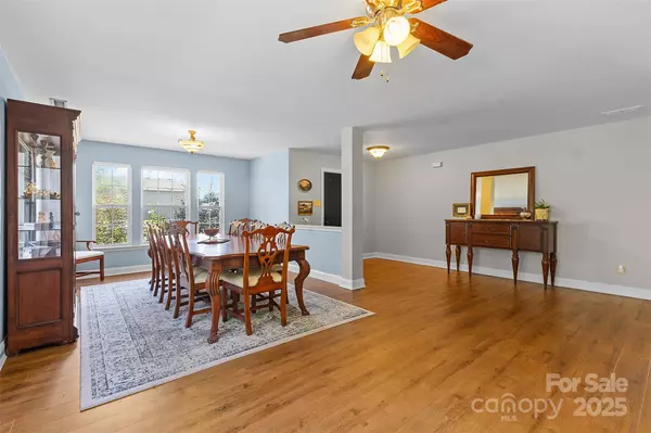 York, SC 29745,706 Chipmeadow LN