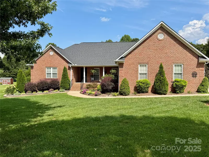 314 Davis Farm DR, Salisbury, NC 28147
