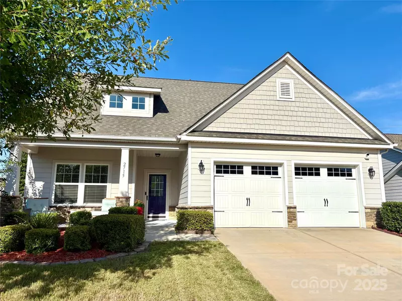 2715 Watergarden ST, York, SC 29745