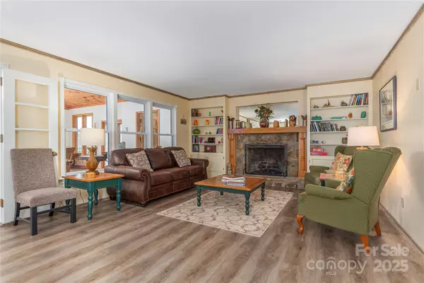 Waynesville, NC 28786,55 Grove PARK