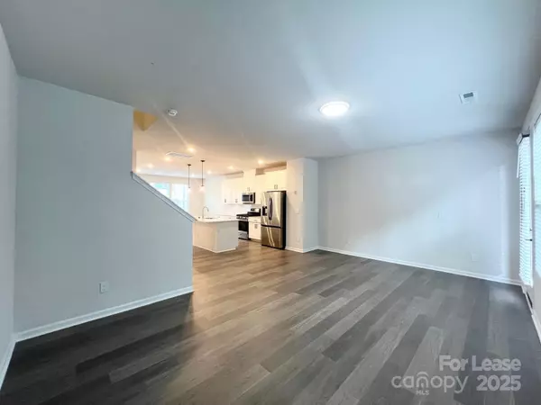 Charlotte, NC 28262,1834 Blanche ST