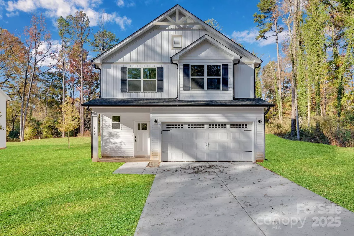 Charlotte, NC 28269,3549 Lake RD