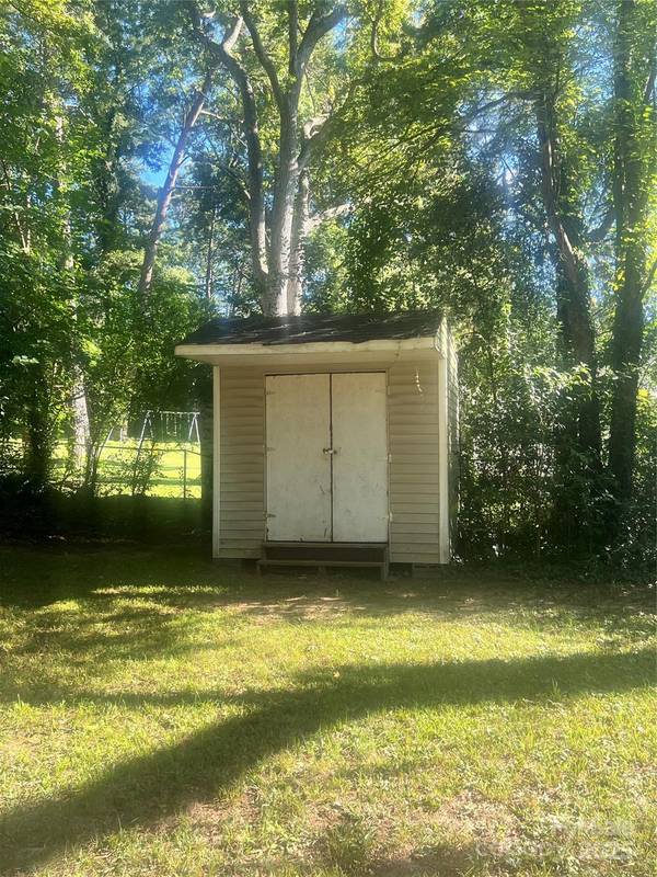 Charlotte, NC 28215,3500 Delgany DR