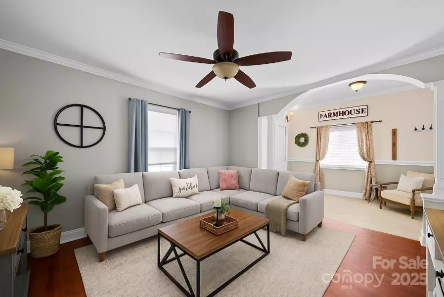 408 Woodlawn AVE, Cramerton, NC 28032