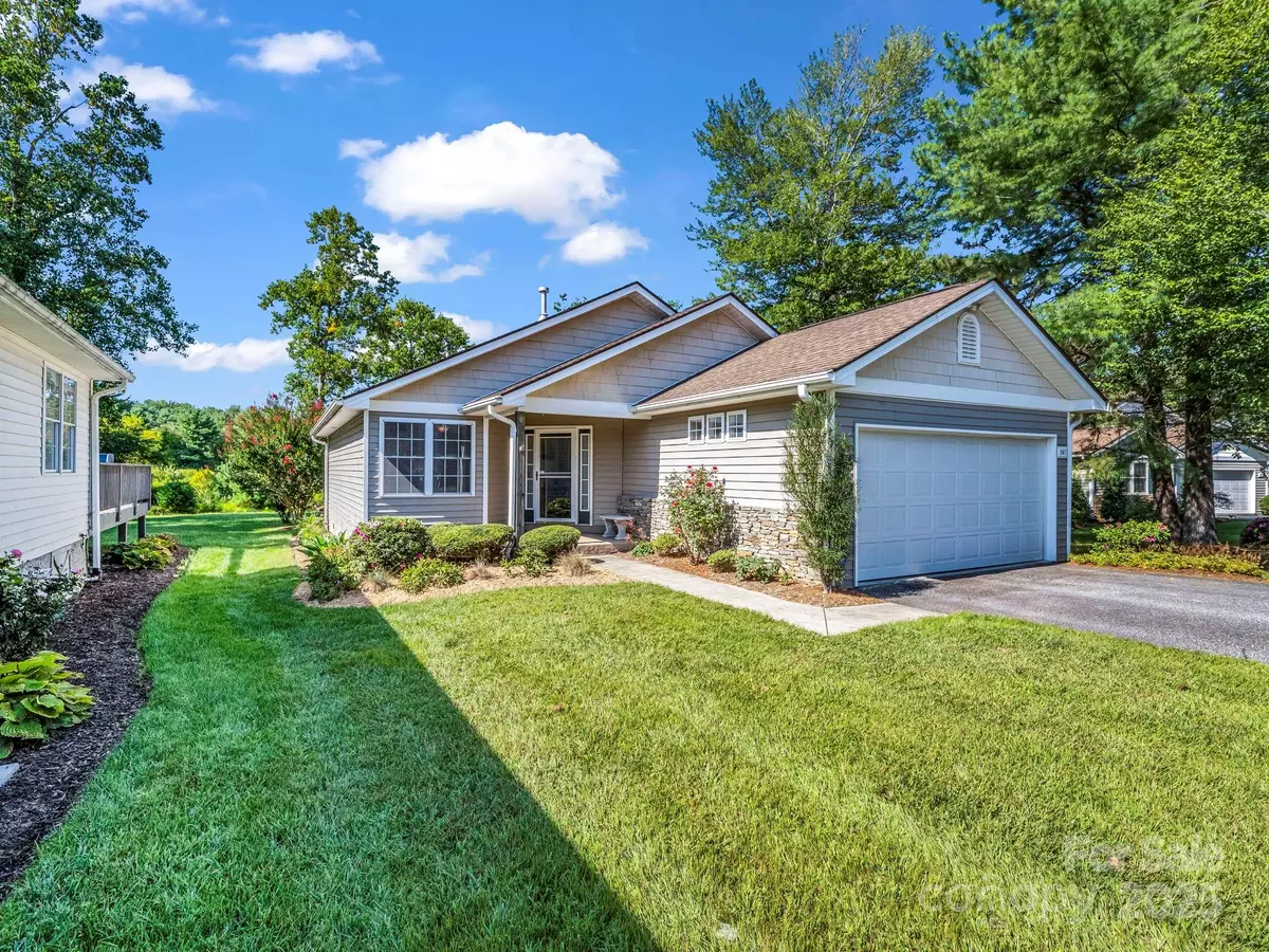 Flat Rock, NC 28731,267 Highland Golf DR