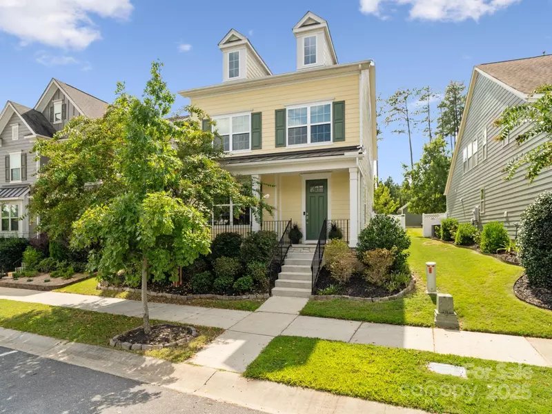 212 Helton LN, Fort Mill, SC 29708