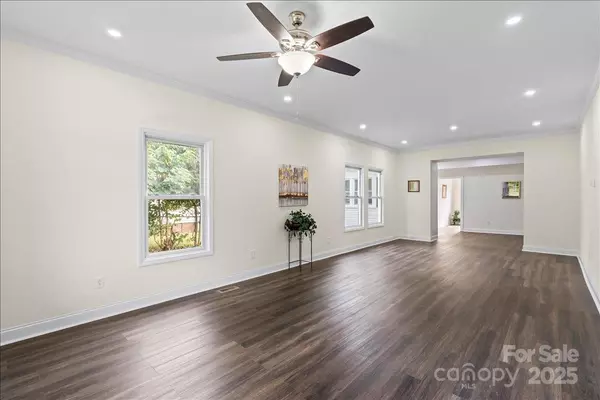 Mount Holly, NC 28120,703 Rankin AVE