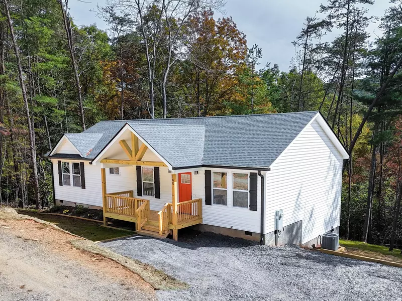 145 Burley RDG, Candler, NC 28715