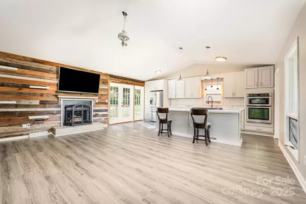 Statesville, NC 28625,152 Sparrow LN