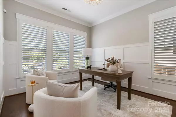 Charlotte, NC 28210,6171 Sharon Acres RD