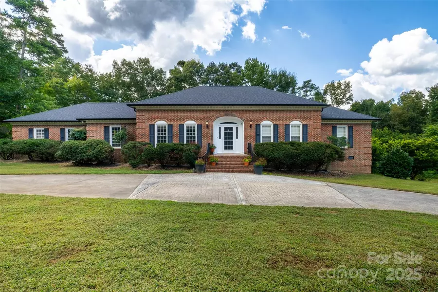 124 Windsor Greene DR, Monroe, NC 28110