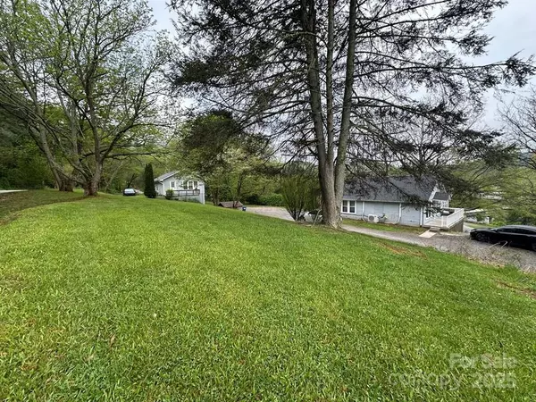 Whittier, NC 28789,4 & 6 Skyview RD