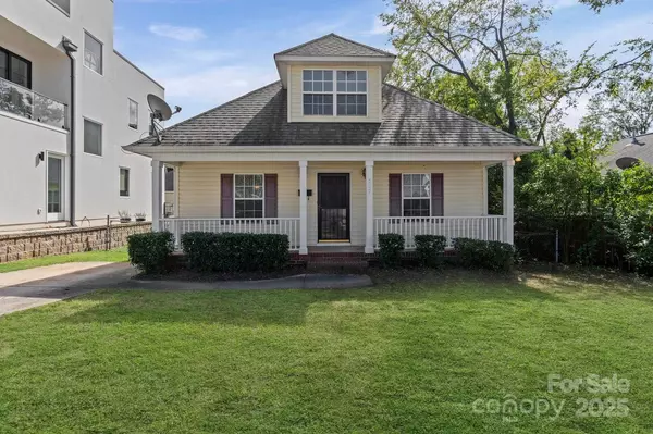Charlotte, NC 28208,307 State ST