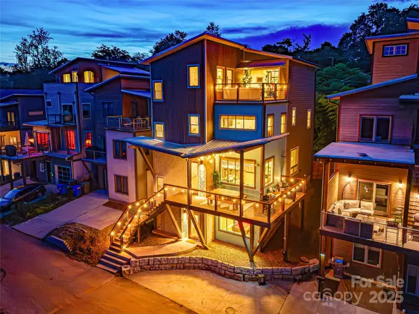 Asheville, NC 28806,30 Upstream WAY