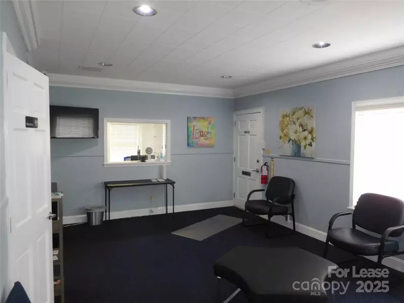 412 S Sutherland AVE, Monroe, NC 28112