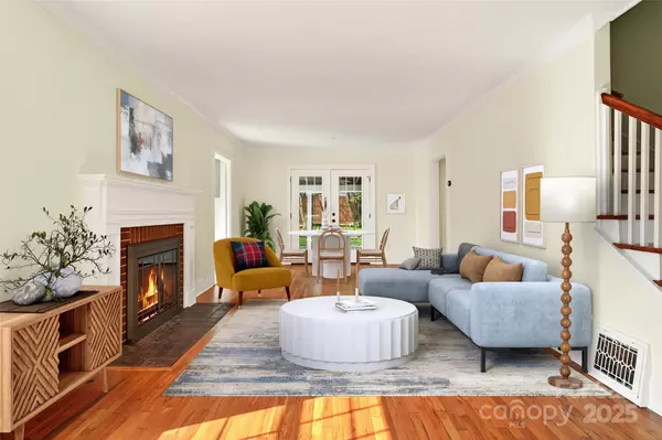 Black Mountain, NC 28711,109 N Dougherty ST