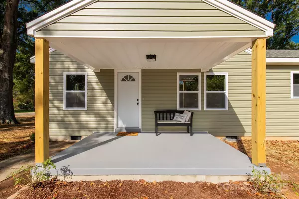 951 Confederate AVE, Lancaster, SC 29720