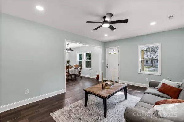 Lancaster, SC 29720,951 Confederate AVE