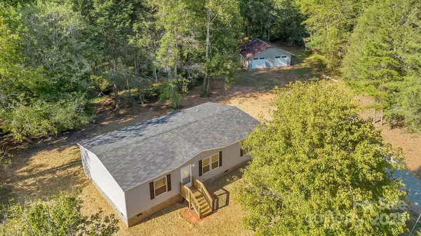 Thurmond, NC 28683,324 Center LN