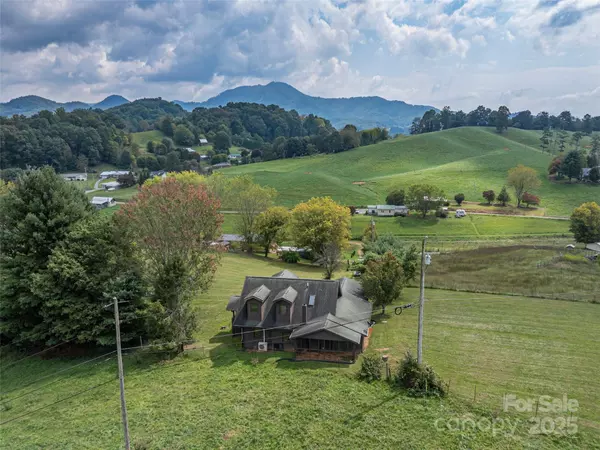 Waynesville, NC 28785,204 Ty Lea DR